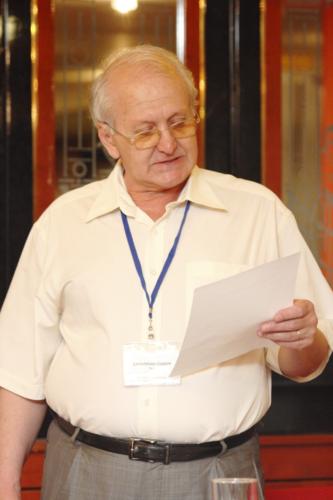 Prof. dr . Eugen Carasevici 